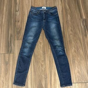 Paige size 27 skinny jeans